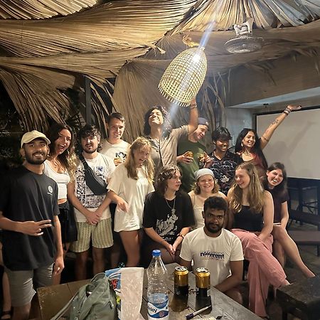 Drop Inn Hostels Коломбо Екстериор снимка