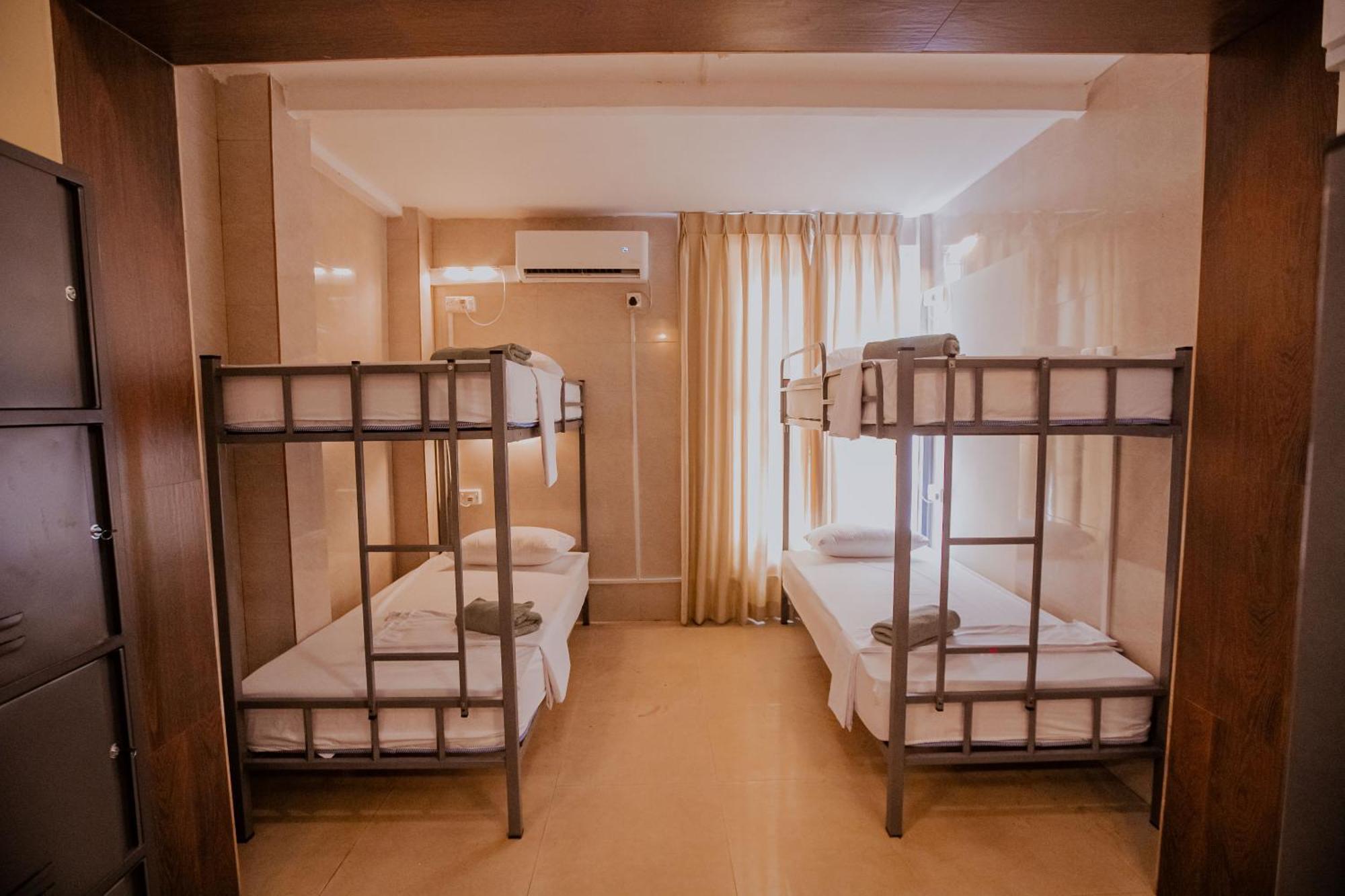 Drop Inn Hostels Коломбо Екстериор снимка