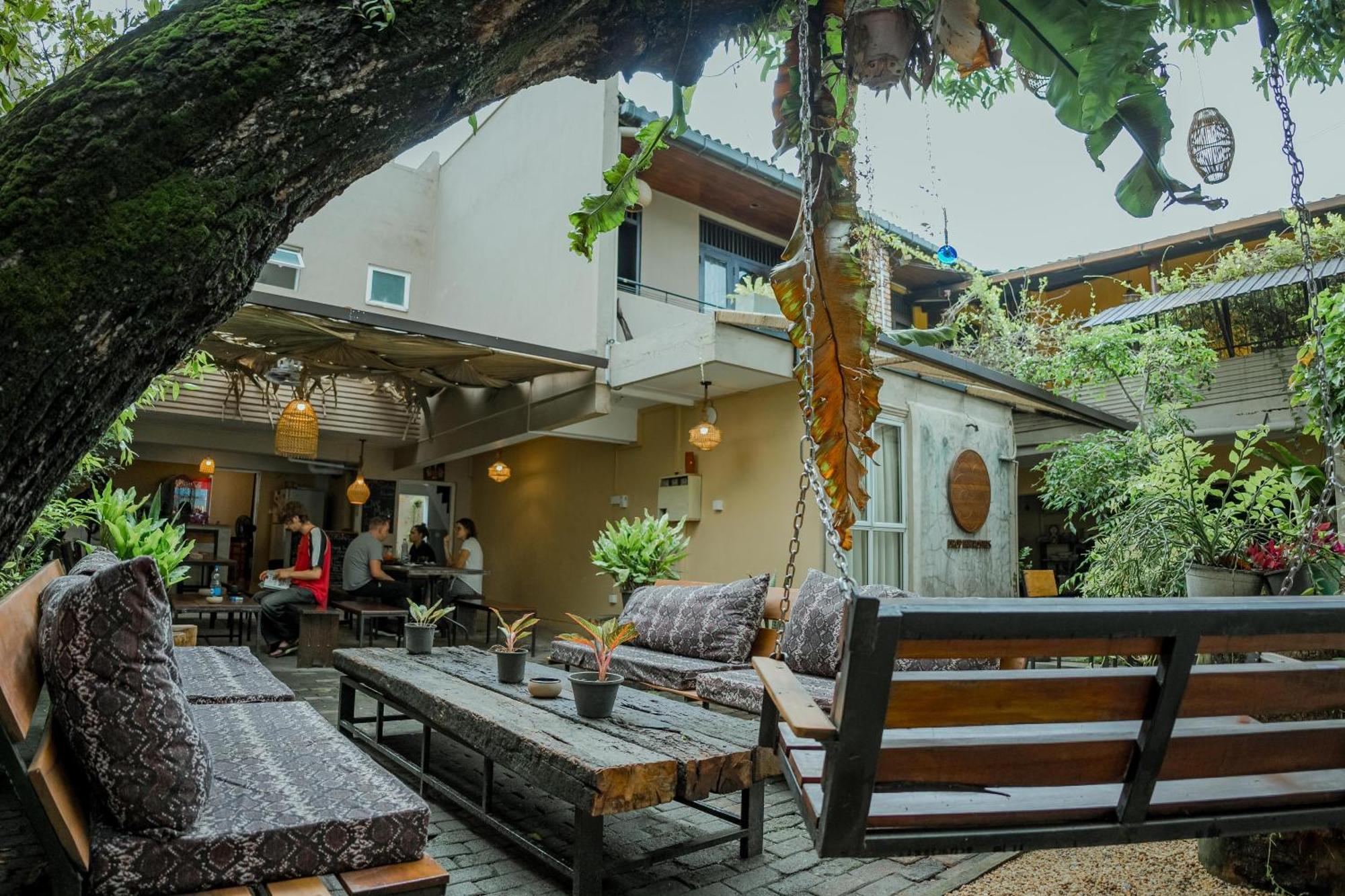Drop Inn Hostels Коломбо Екстериор снимка