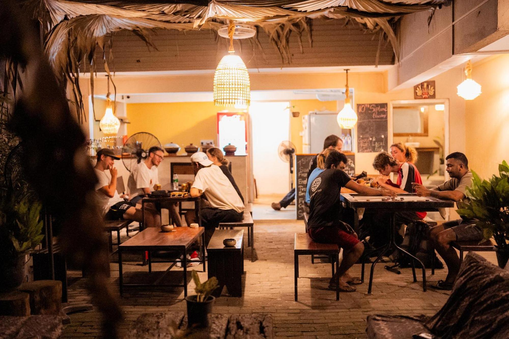Drop Inn Hostels Коломбо Екстериор снимка