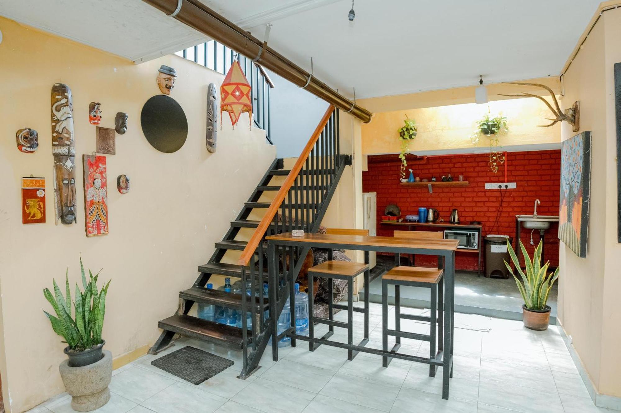 Drop Inn Hostels Коломбо Екстериор снимка
